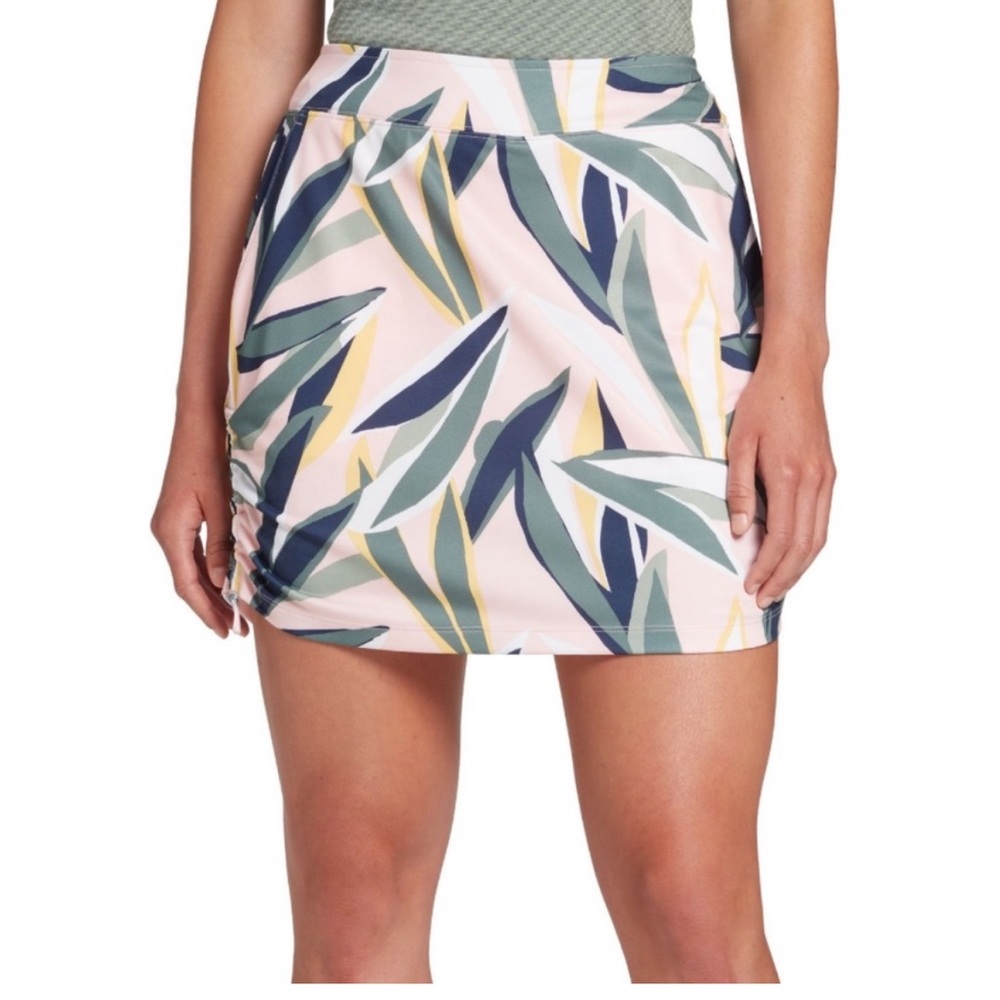 Lady Hagen desert getaway skirt